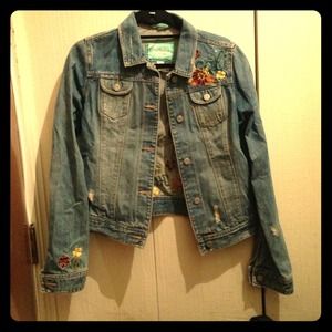 Hollister embroidered jean jacket