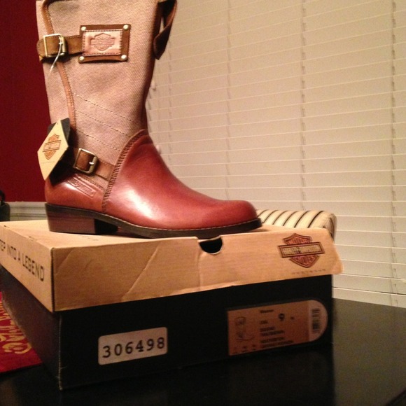 Harley Davidson Heatherton canvas & leather boots.