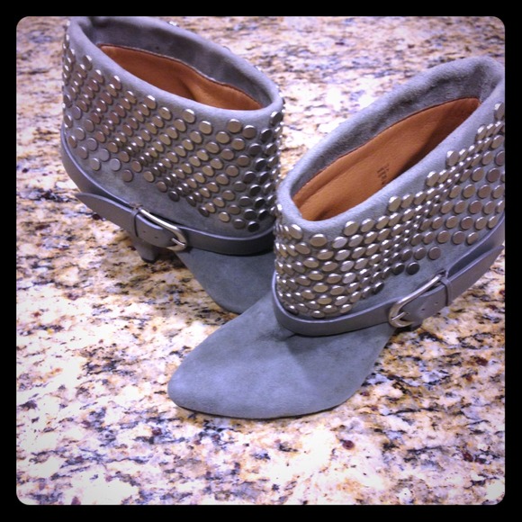 Grey booties - Picture 1 of 4