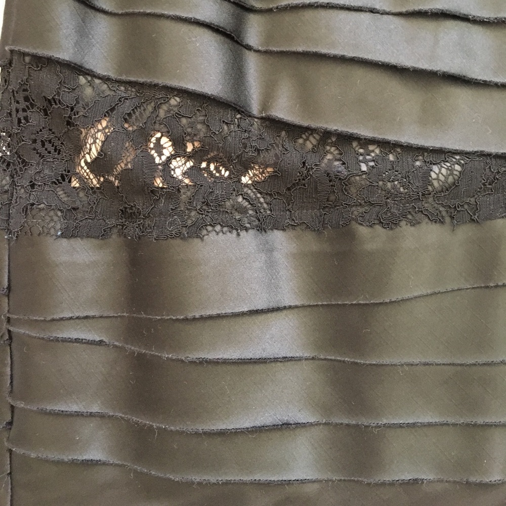 Bebe satin and lace dress XS - Picture 3 of 5