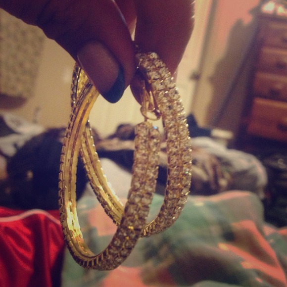 Ear rings
