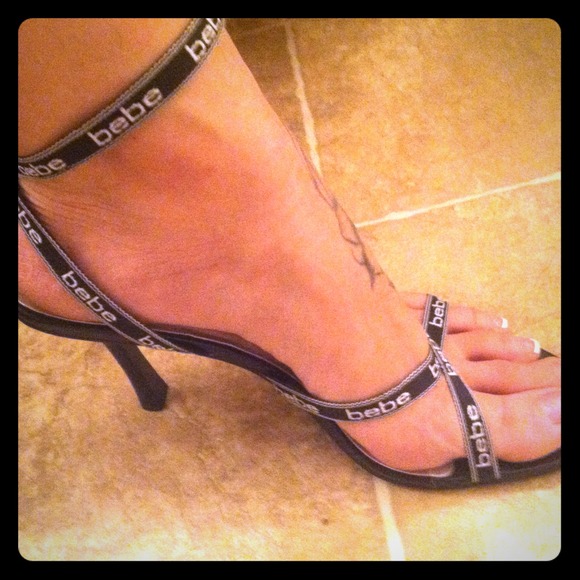Used Bebe sandals