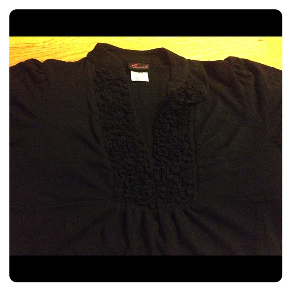 💢 SOLD💢 Black ultra light weight sweater