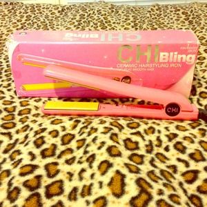 💢TRADED 💢 with @kellyeandjosh Pink Chi Bling💎