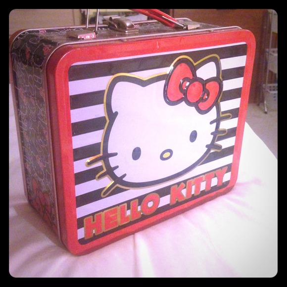 Hello kitty lunchbox BUNDLE!!