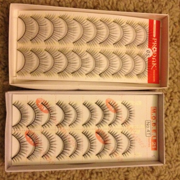 FALSE EYELASHES - Picture 4 of 4