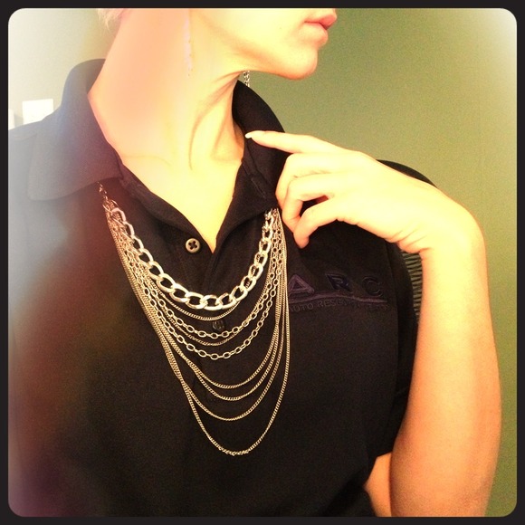 Tiered silver necklace