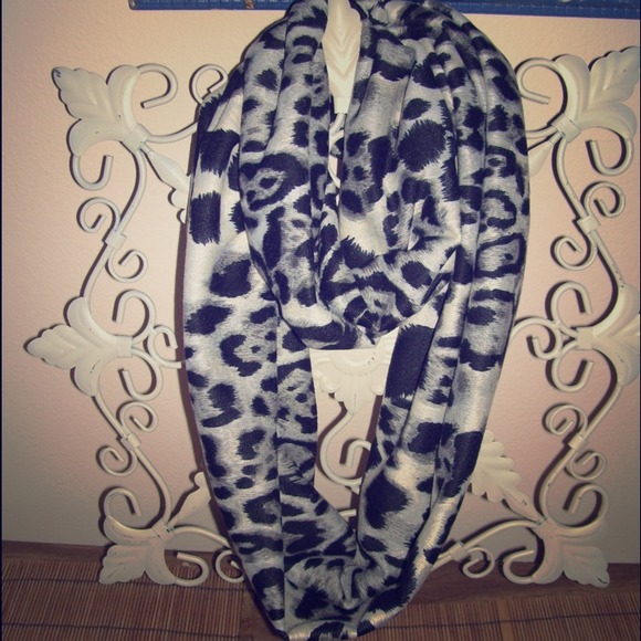 Sold~~Animal print infinity scarf.