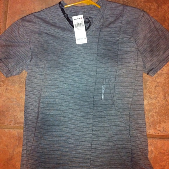 Men's brand new Buckle shirt