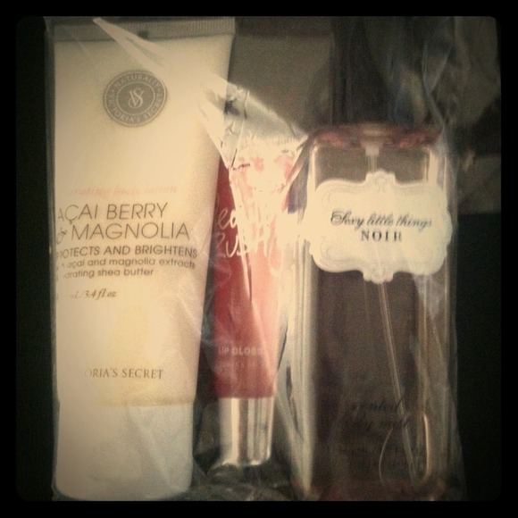 Victoria's Secret Gift Set