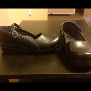 Dansko Maryjane style black leather