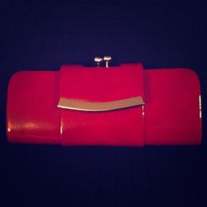 Red Clutch