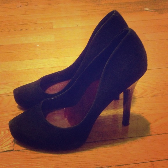 Jessica Simpson suede black pumps - Picture 1 of 2