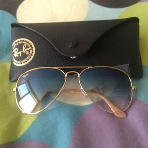 Brand new Ray-Ban Sunglasses traded