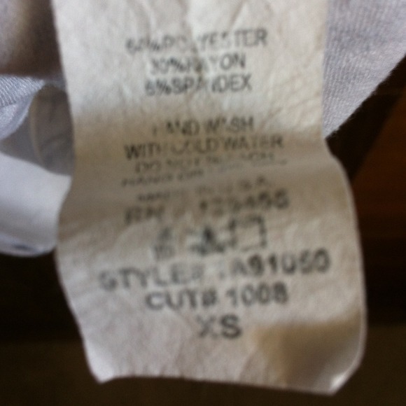 Flowy grey and white dress top - Picture 4 of 4