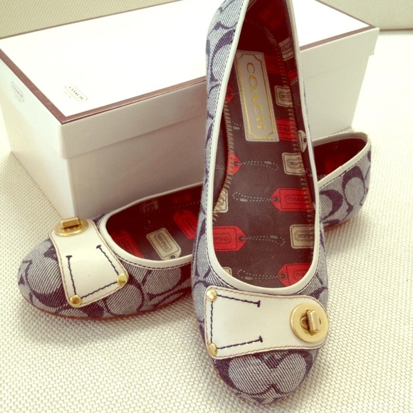 Coach Ballet Flats