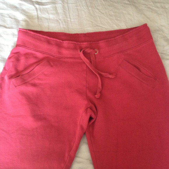 Victoria's Secret Sweat Pants Crop Maroon/Red - Picture 2 of 3