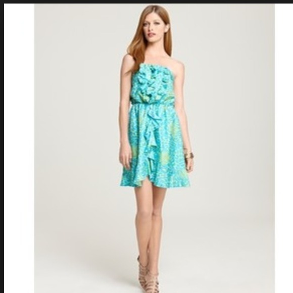⚡️FINAL SALE⚡️HP Lilly Pulitzer strapless dress