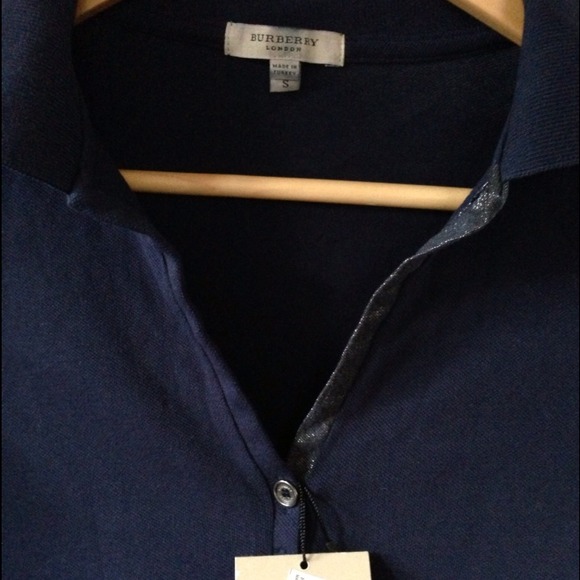 *Sold* Burberry top -S mid sleeve in blue - Picture 2 of 4