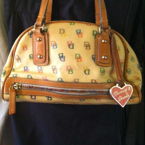 👜👛 dooney & Bourke