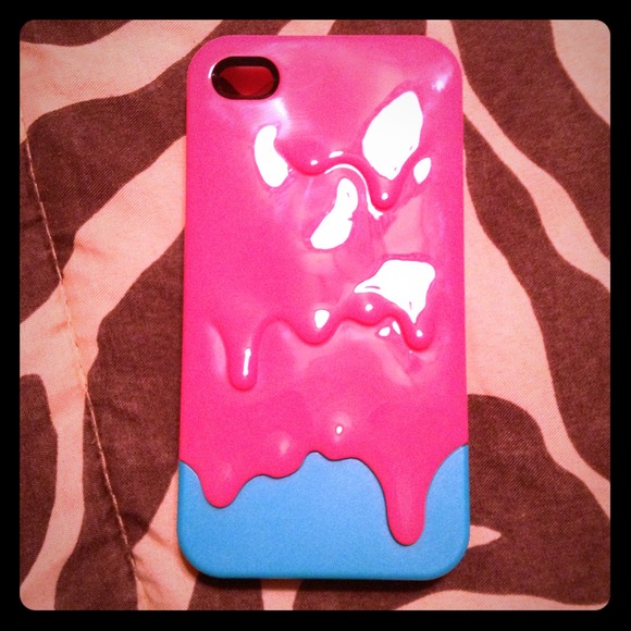 🚫Sold🚫New iPhone 4/4S case Pink and teal melt