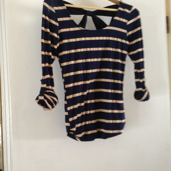❌SOLD BUNDLE Navy Striped Top❌