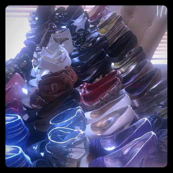 Heels-Guess, bebe, coach, Steve Madden and more!!