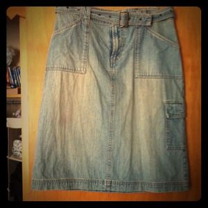 Denim skirt.