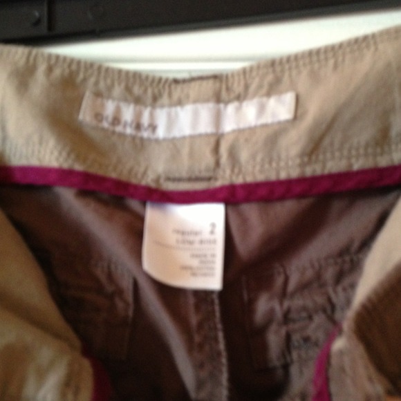 Old Navy - Cargo - Adjustable Capri... - Picture 4 of 4