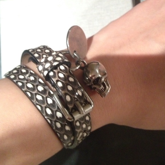 McQueen Skull head Snake print leather bracelet