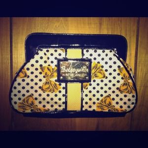 BETSEY JOHNSON polka dot FLOWER CLUTCH