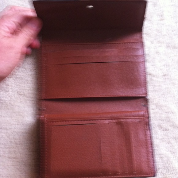 Vintage Authentic Louis Vuitton wallet - Picture 4 of 4