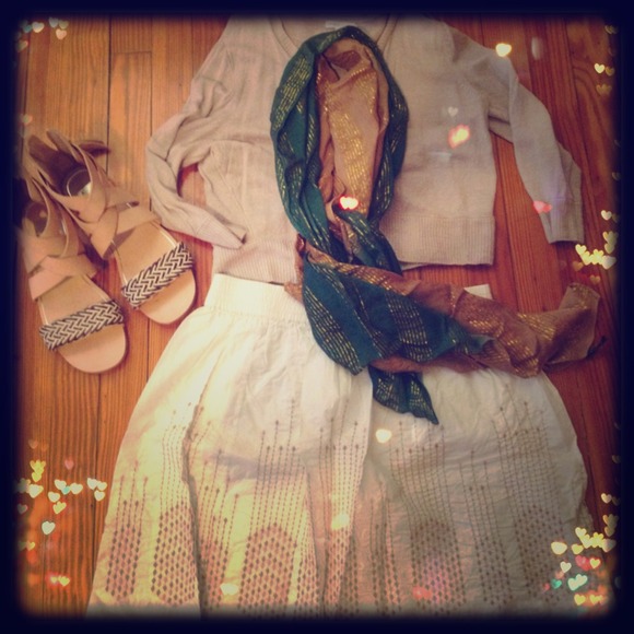 🌟GAP CREME SKIRT🌟