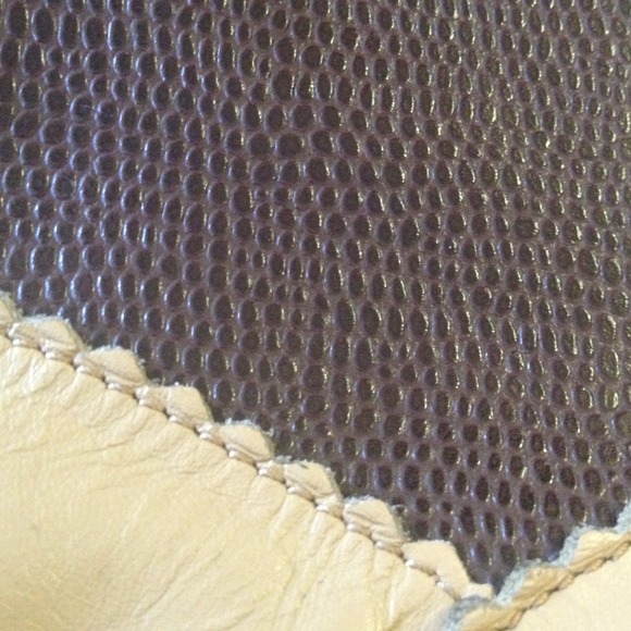 CLOSING SALE Rare Designer Leather Satchel - Picture 2 of 4