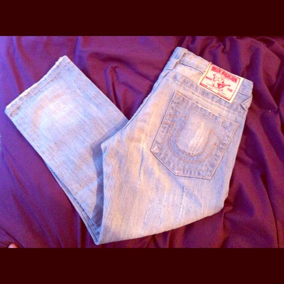 ⭐SOLD⭐ True Religion Capri Size 28