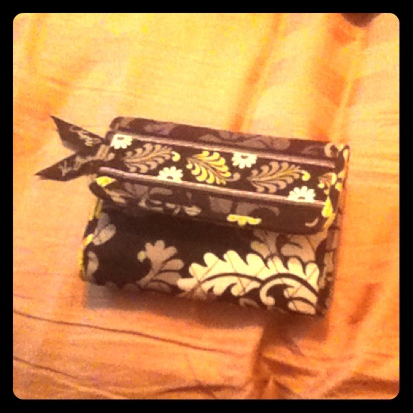 Vera Bradley Wallet
