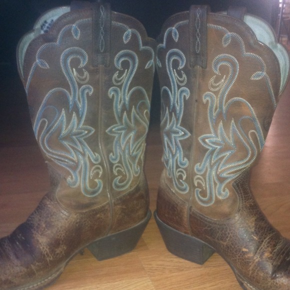 ARIAT Cowgirl Boots Sz 9