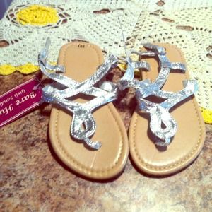 Little girls silver sandles