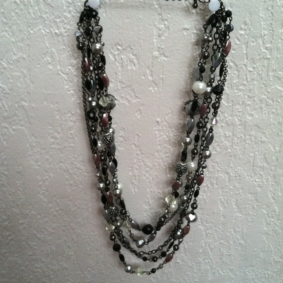 💥REDUCED💥 lia sophia - KATIE NECKLACE