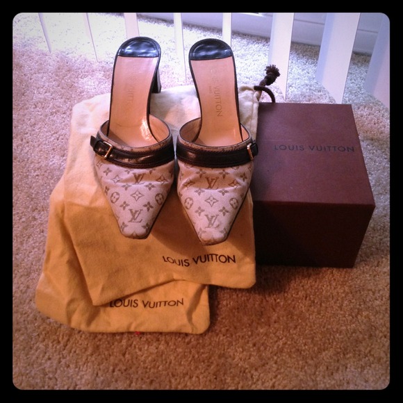 Authentic Louis Vuitton mules size 39