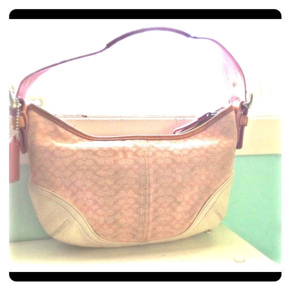 Authentic Coach Hobo Style Shoulder Bag