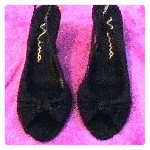 Dressie black shoes. - Picture 1 of 3