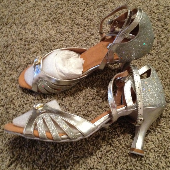 Ballroom shoes
