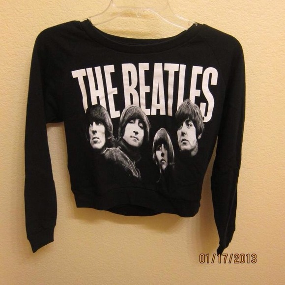 Black Beatles sweater/pullover