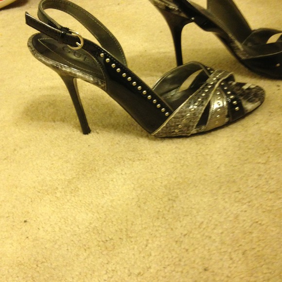 Heels - Picture 2 of 2