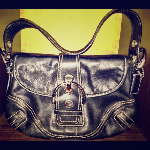 🚫SOLD⛔️ Authentic leather small black COACH purse