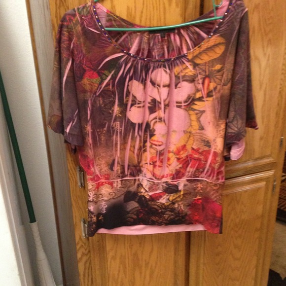 Pink and brown top