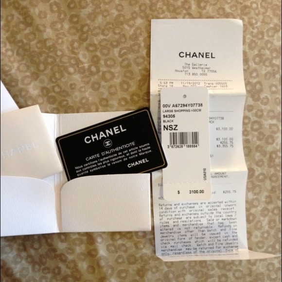 Authentic Chanel handbag. Price isn't firm. - Picture 2 of 4