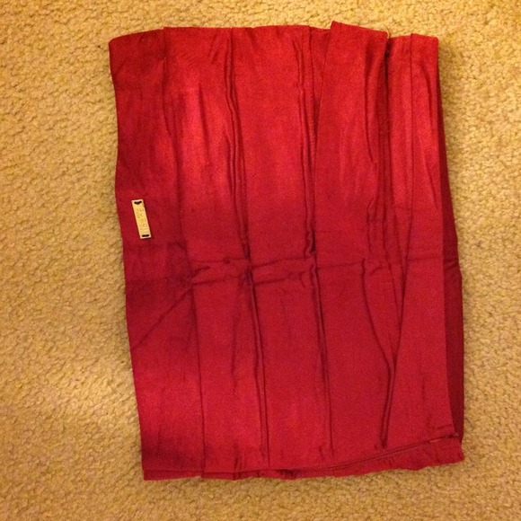 Mini skirt - Picture 2 of 3