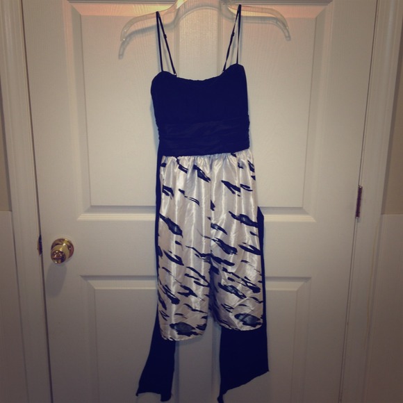 Black and white leopard print formal dress! <3